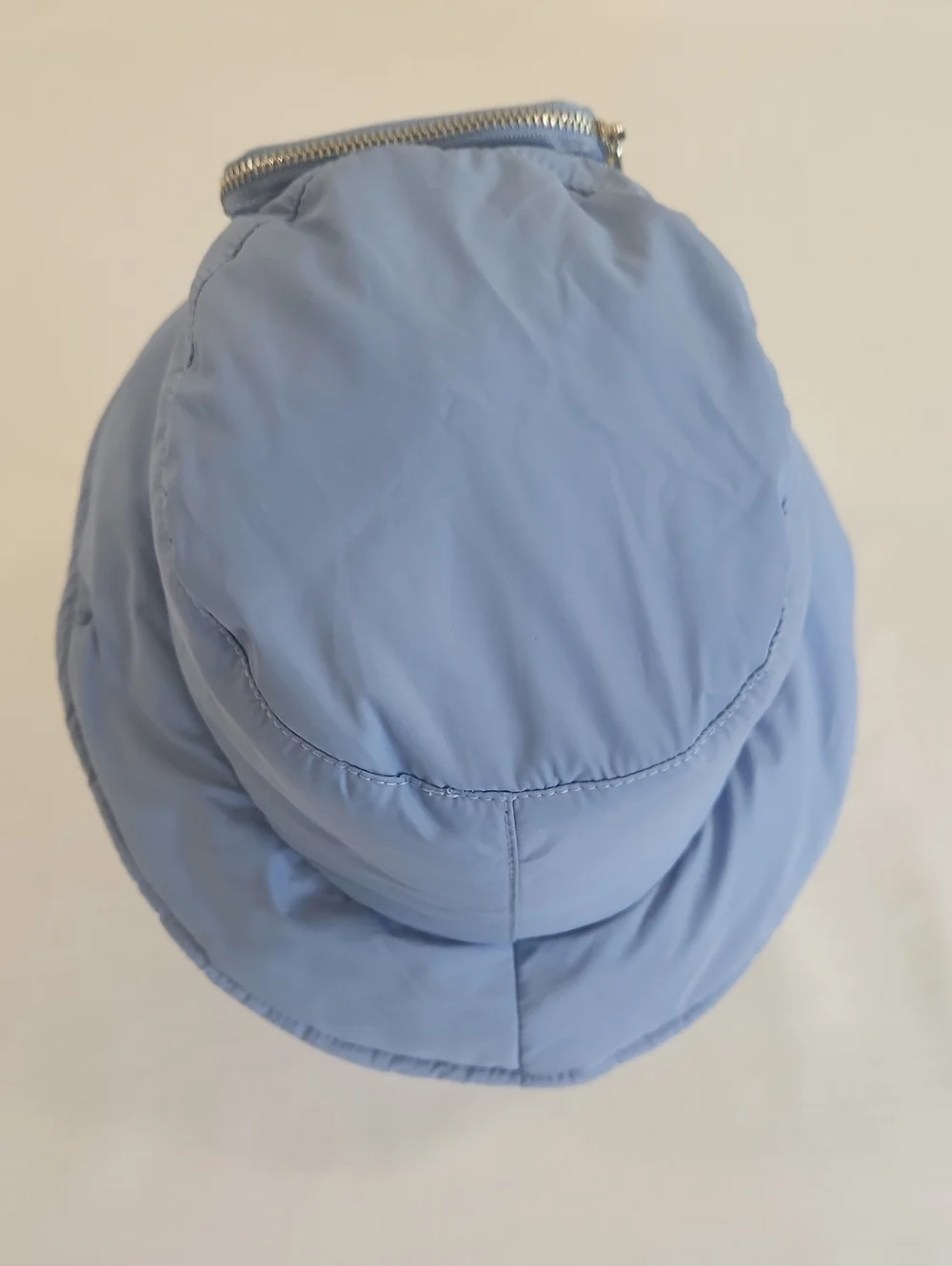 Madden NYC Blue Puffer Bucket Hat Squins Zip Pocket. Size OS
